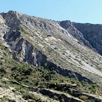 A manportable rig on the nortwestern face of East Block
